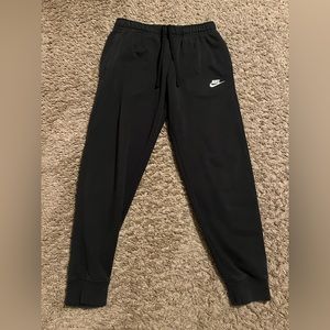 Nike Joggers ‘Sportswear Club Fleece’